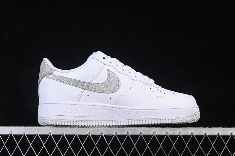 All categories Nk Air Force 1 Air Force series Nk Air Force 1 Low Air Force low top Nike Air Force 1'07 Low sequined hook Air Force 1 low top casual sneakers ZH0316-156